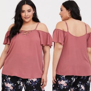 NWOT Torrid 1X Pink Cold Shoulder Flutter Top